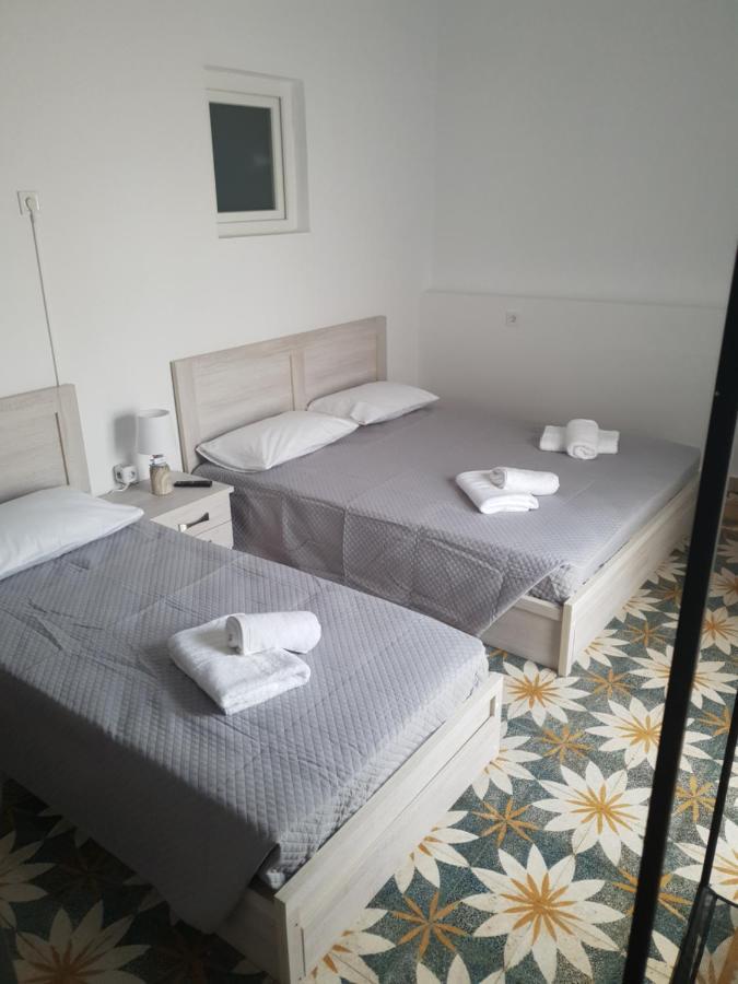 Callisto Room 4 Ermoupoli Exterior foto